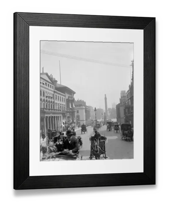 Framed Print : Edwardian London. Looking down a busy Regent Street, towards the Duke of Yorks Column Framed Print : Edwardian London. Looking down a busy Regent Street, towards the Duke of Yorks Column