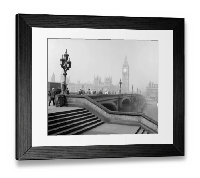 Framed Print : Cars and commuters making their way across Westminster Bridge towards Big Ben Framed Print : Cars and commuters making their way across Westminster Bridge towards Big Ben