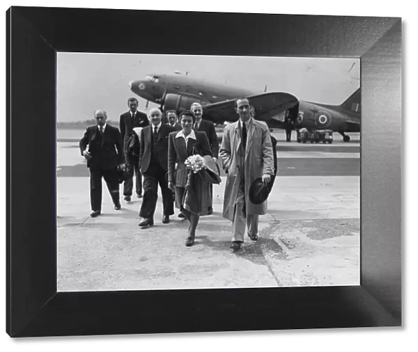 The Lord Mayor of Budapest, Hungary, Jozsef Kovago, arrived at Croydon by air. He