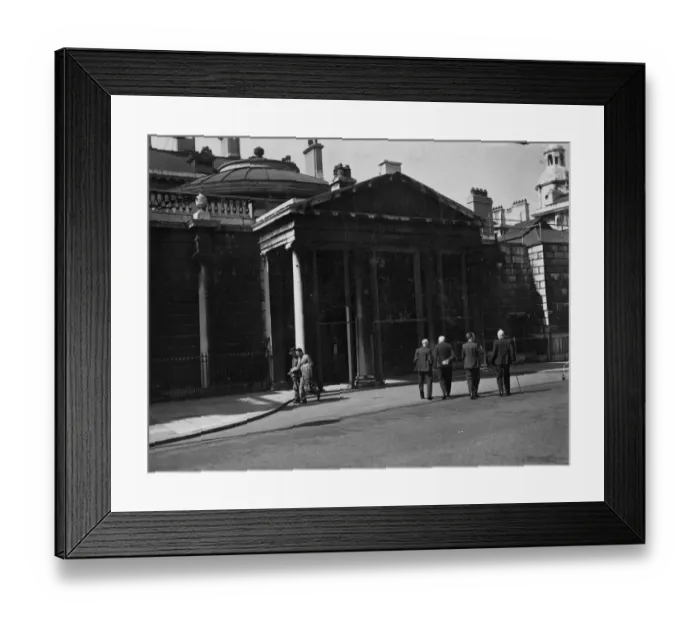 Framed Print : A powerful homemade bomb, consisting of 26 sticks of gelignite in a brown paper parcel Framed Print : A powerful homemade bomb, consisting of 26 sticks of gelignite in a brown paper parcel