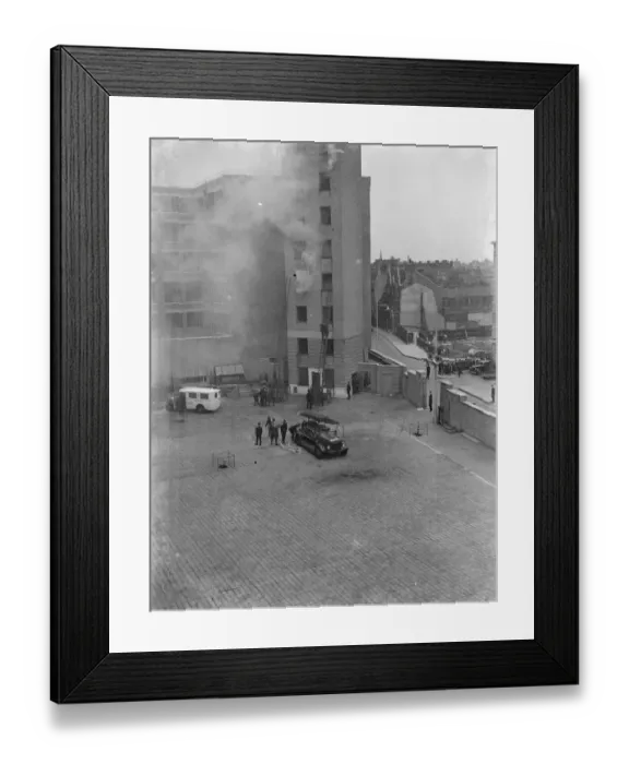 Framed Print : A London Fire Brigade display in Lambeth, London. Firemen use extension ladders Framed Print : A London Fire Brigade display in Lambeth, London. Firemen use extension ladders