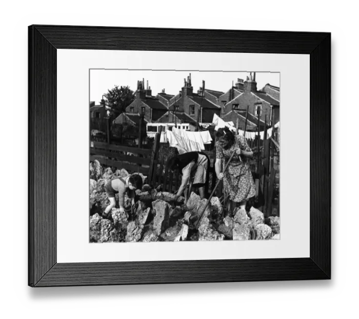 Framed Print : London. Bermondsey brightens up her bomb sites. 1950. Alma Grove, Bermondsey. Women Framed Print : London. Bermondsey brightens up her bomb sites. 1950. Alma Grove, Bermondsey. Women