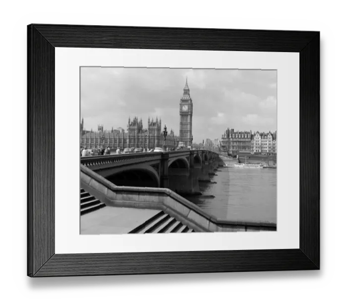 Framed Print : Looking across Westminster Bridge and the River Thames towards Big Ben and the Houses