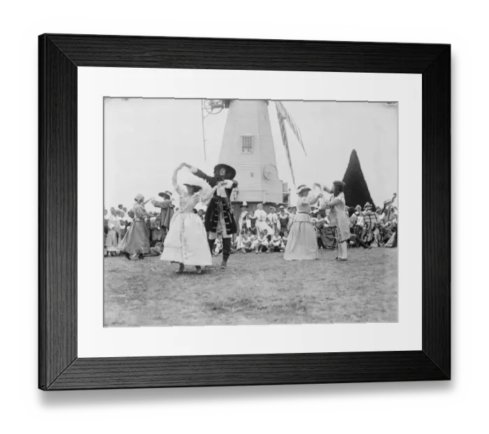 Framed Print : Couples dancing at the St Swithuns Fair at Chailey, East Sussex