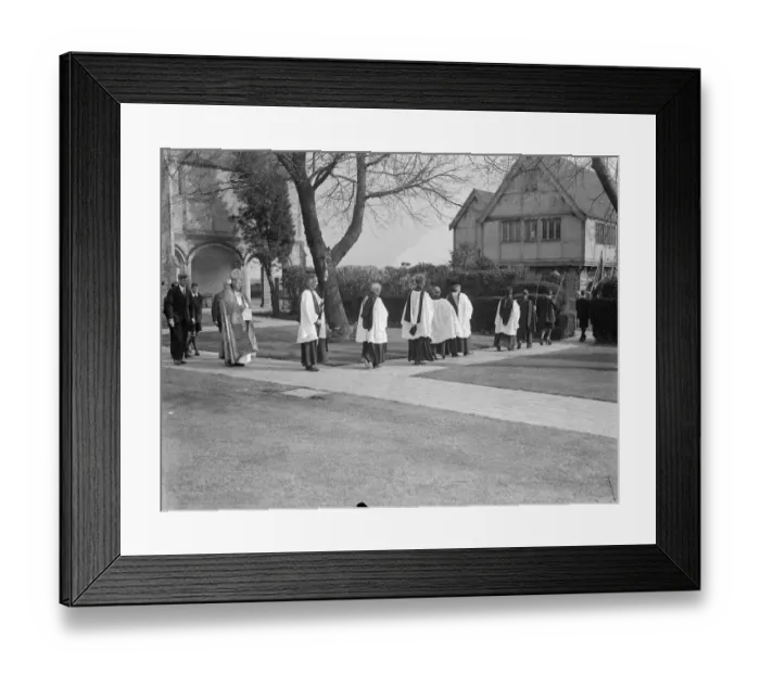 Framed Print : Bishop of London visits heritage craft schools at Chailey, receives gifts. the Bishop of London Framed Print : Bishop of London visits heritage craft schools at Chailey, receives gifts. the Bishop of London