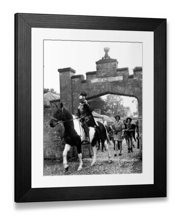 Framed Print : Rehearsing Medieval Jousting for the 1066 Pageant. A member of the Bexhill Round Framed Print : Rehearsing Medieval Jousting for the 1066 Pageant. A member of the Bexhill Round