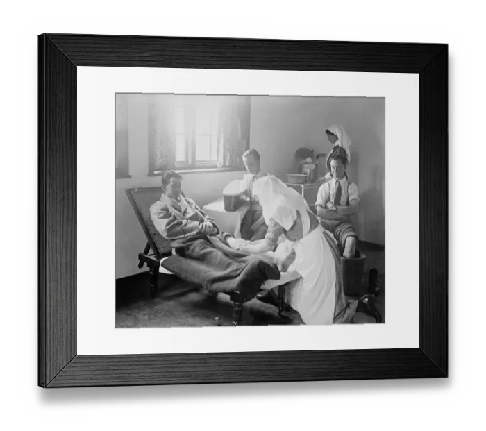 Framed Print : Nurses attending to wounded soldiers at the Princess Louise Military Orthopaedic Framed Print : Nurses attending to wounded soldiers at the Princess Louise Military Orthopaedic