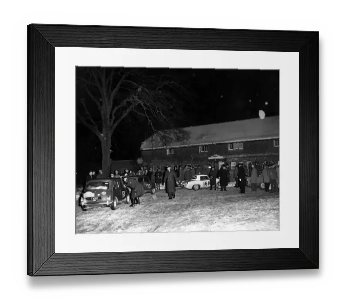 Framed Print : Arrivals at the passage control point at East Grinstead, Sussex (The Old Felbridge Framed Print : Arrivals at the passage control point at East Grinstead, Sussex (The Old Felbridge