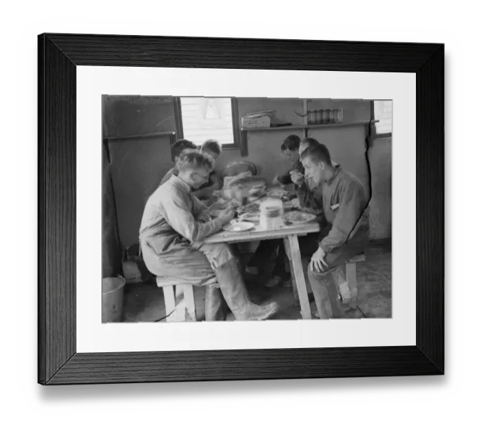 Framed Print : Territorial Army recruits at camp in Chichester, Sussex. Dinner is served. 1939 Framed Print : Territorial Army recruits at camp in Chichester, Sussex. Dinner is served. 1939