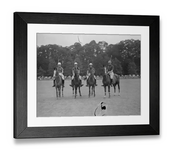 Framed Print : At the Cowdray Park Polo Tournament at Midhurst in Sussex, the Cowdray Park Polo team Framed Print : At the Cowdray Park Polo Tournament at Midhurst in Sussex, the Cowdray Park Polo team