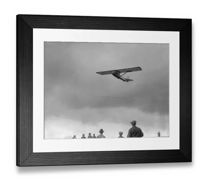Framed Print : Ditchling Beacon, South Downs East Sussex, England Inter Club Gliding meeting Framed Print : Ditchling Beacon, South Downs East Sussex, England Inter Club Gliding meeting