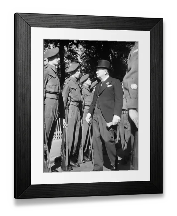 Framed Print : Mr Churchill Receives Freedom Of The Borough Of Brighton He was received by the Mayor Framed Print : Mr Churchill Receives Freedom Of The Borough Of Brighton He was received by the Mayor