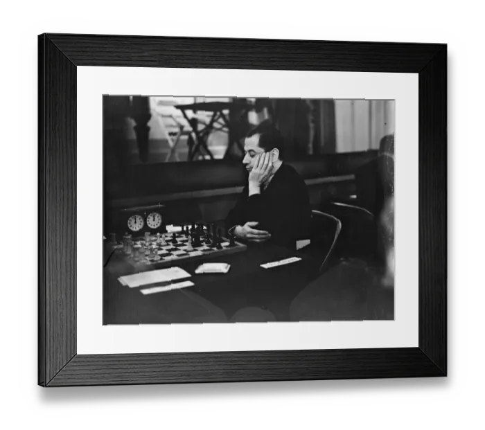 Framed Print : International Chess masters take part in Hastings tournament. Senor Capablanca ex world champion Framed Print : International Chess masters take part in Hastings tournament. Senor Capablanca ex world champion