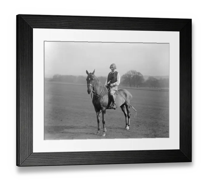 Framed Print : Polo house party at Cowdray Park. Lord Cowdray entertained a large party during Framed Print : Polo house party at Cowdray Park. Lord Cowdray entertained a large party during