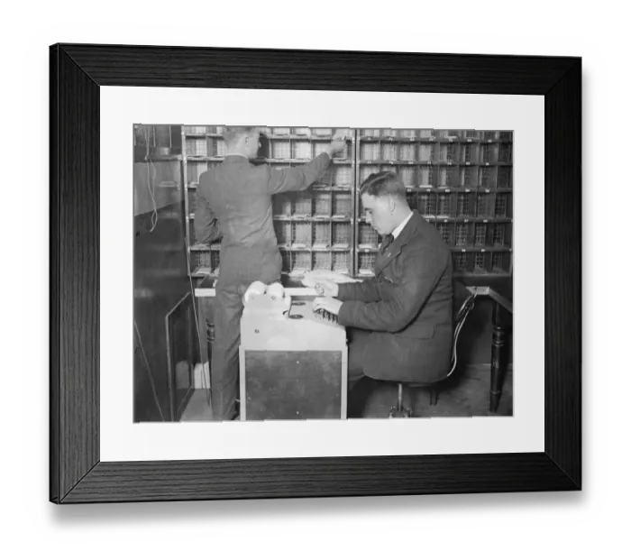 Framed Print : Robot sorter being tested by the post office at Brighton. Work speeded up three times Framed Print : Robot sorter being tested by the post office at Brighton. Work speeded up three times