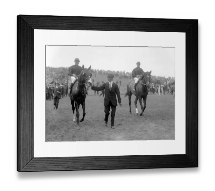 Framed Print : Gentleman leading in Service Kit, the winner of the Stewards Cup at the Glorious