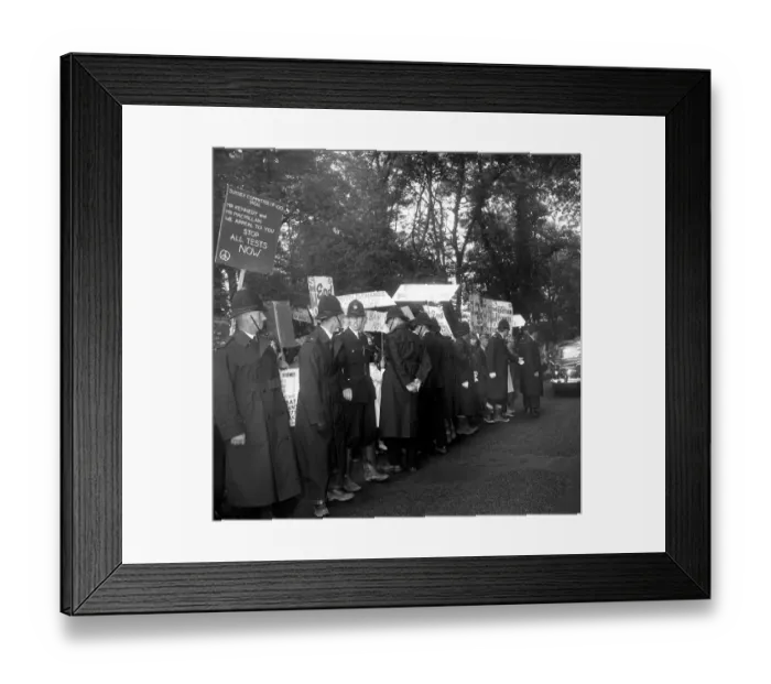 Framed Print : Police containing protesters outside Birch Grove, Chelwood Gate 8 months after