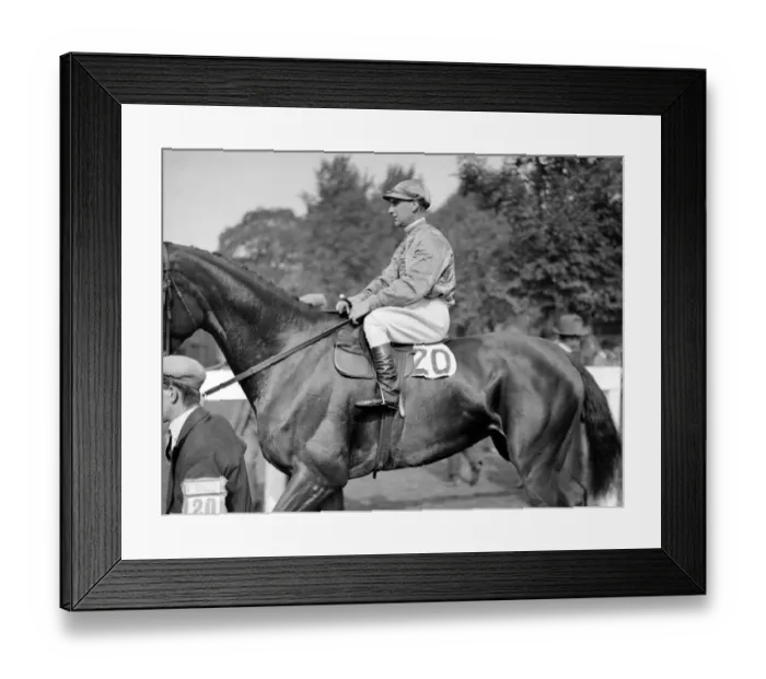Framed Print : Gatwick Racecourse, Sussex, England. Jockey, T Barber. 5 October 1933