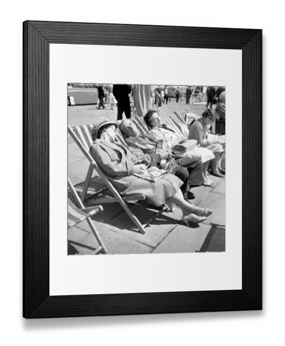 Framed Print : Brighton Elderly people asleep in deckchairs on the front at Brighton 6 August 1961 Framed Print : Brighton Elderly people asleep in deckchairs on the front at Brighton 6 August 1961