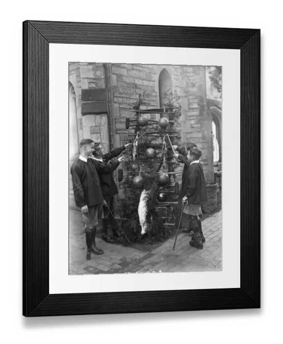Framed Print : Harvest Festival at the Heritage Craft schools, Chailey, West Sussex. 20 September Framed Print : Harvest Festival at the Heritage Craft schools, Chailey, West Sussex. 20 September