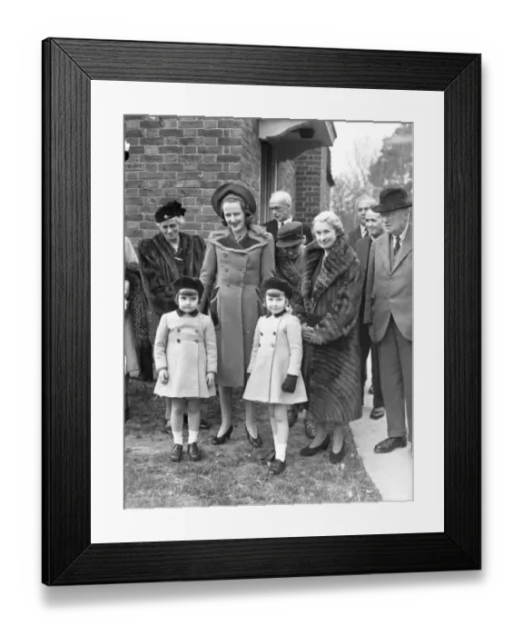 Framed Print : The Duchess of Norfolk opened the spring bazarre organised by the Sussex branch of Framed Print : The Duchess of Norfolk opened the spring bazarre organised by the Sussex branch of