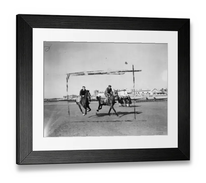 Framed Print : Race horses train on sands. Some of Britains leading racehorses, unable to train Framed Print : Race horses train on sands. Some of Britains leading racehorses, unable to train