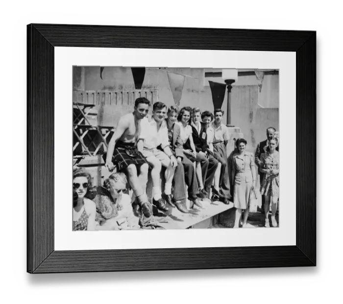Framed Print : 17-year-old Cathie Gibson (centre of group wearing kilt) 2 Britains number one Framed Print : 17-year-old Cathie Gibson (centre of group wearing kilt) 2 Britains number one