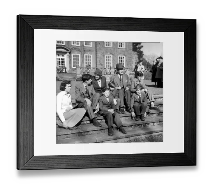 Framed Print : Harold MacMillan and his wife Lady Dorothy with their grandchildren on the steps of their home Framed Print : Harold MacMillan and his wife Lady Dorothy with their grandchildren on the steps of their home