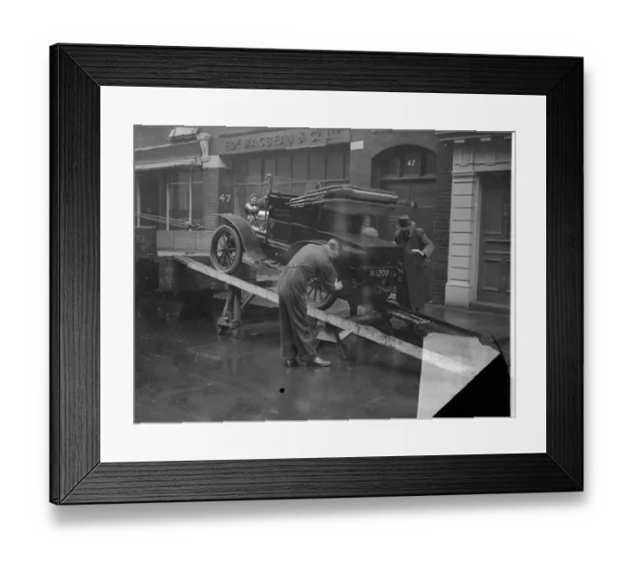 Framed Print : Veterans arrive for Old Crocks run. Old Crocks are arriving in London for Framed Print : Veterans arrive for Old Crocks run. Old Crocks are arriving in London for