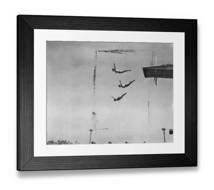 Framed Print : The famous Hastings and St Leonard Bathing Pool reputed to be the finest in Europe Framed Print : The famous Hastings and St Leonard Bathing Pool reputed to be the finest in Europe
