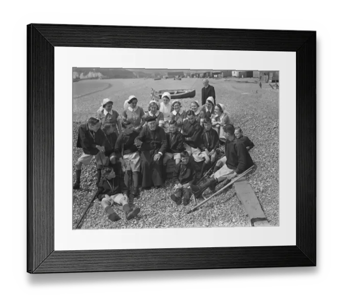 Framed Print : Bishop of London ( Arthur Winnington-Ingram ) with one of the little patients during