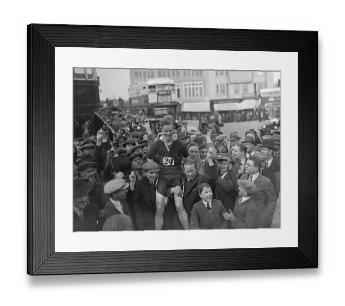 Framed Print : Winner of London to Brighton stock exchange walk. L J Hollyer, won the London