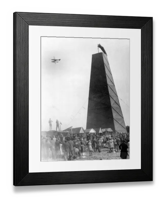 Framed Print : Great Britain secures Schneider trophy permanently when Flight Lieutenant John Boothman Framed Print : Great Britain secures Schneider trophy permanently when Flight Lieutenant John Boothman