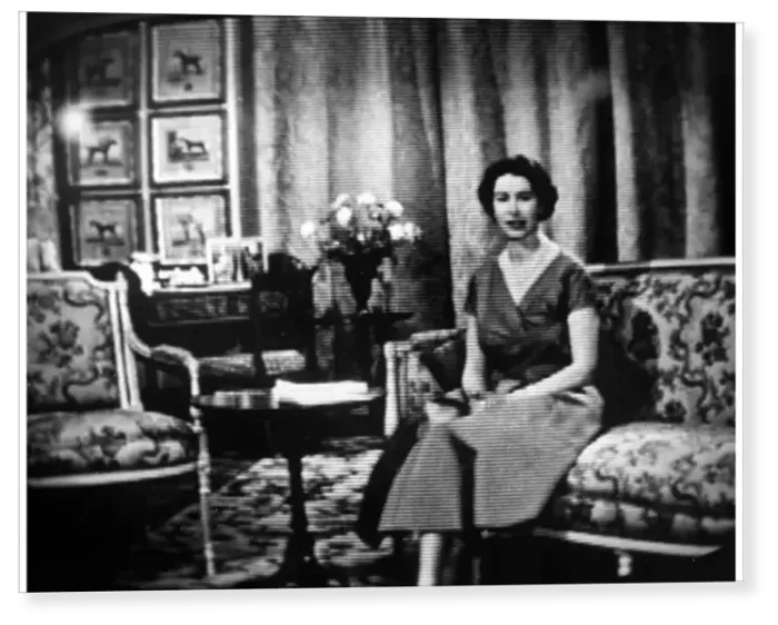 Print : Queen speaks from Sandringham on Christmas day. HM The Queen seen as she appeared Print : Queen speaks from Sandringham on Christmas day. HM The Queen seen as she appeared