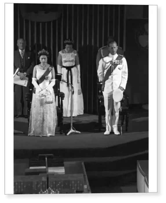 Print : Queen opens Jamaican Parliament. HM Queen Elizabeth II with Prince Philip, Duke