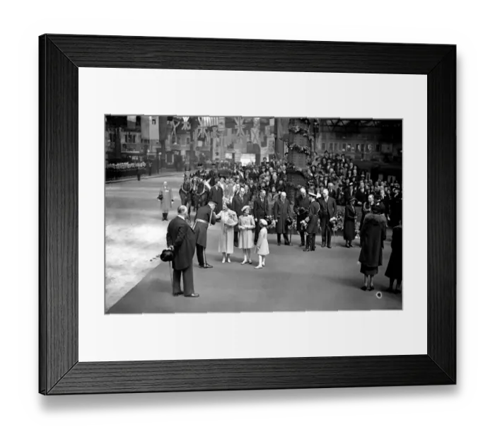 Framed Print : The Royal tour of Canada and the USA by King George VI and Queen Elizabeth, 1939 The King Framed Print : The Royal tour of Canada and the USA by King George VI and Queen Elizabeth, 1939 The King