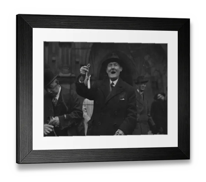 Framed Print : The centuries-old ceremony of Royal Maundy was held at Westminster Abbey where his