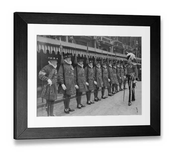 Framed Print : The King and Queen drove in state from Buckingham Palace to the House of Lords for Framed Print : The King and Queen drove in state from Buckingham Palace to the House of Lords for