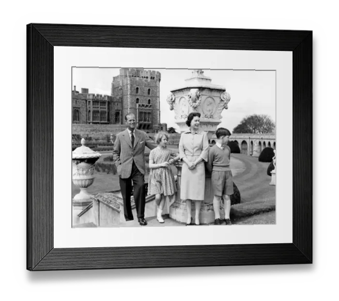 Framed Print : The Queen Elizabeth II with her family at Windsor Castle on top of the East Terrace
