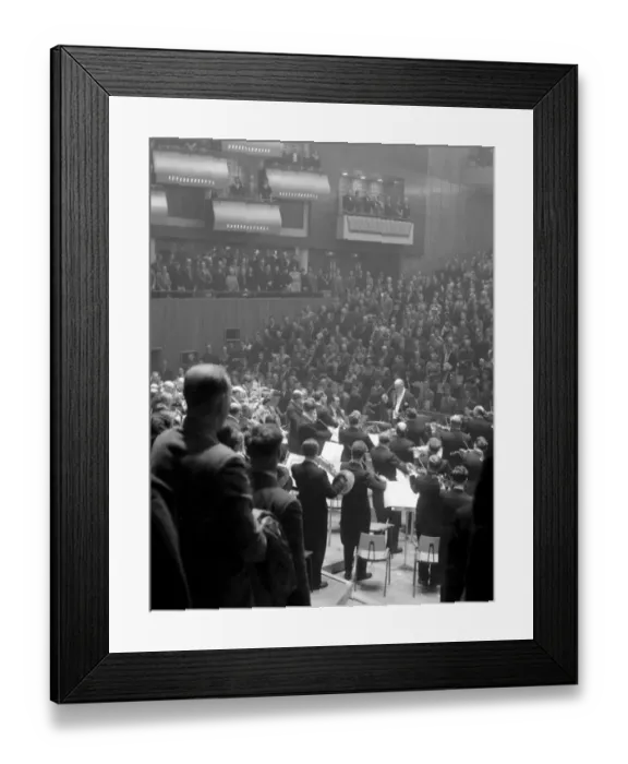 Framed Print : London: Royal Festivaal Hall as Sir Thomas Beecham conducted the Royal Philharmonic Framed Print : London: Royal Festivaal Hall as Sir Thomas Beecham conducted the Royal Philharmonic