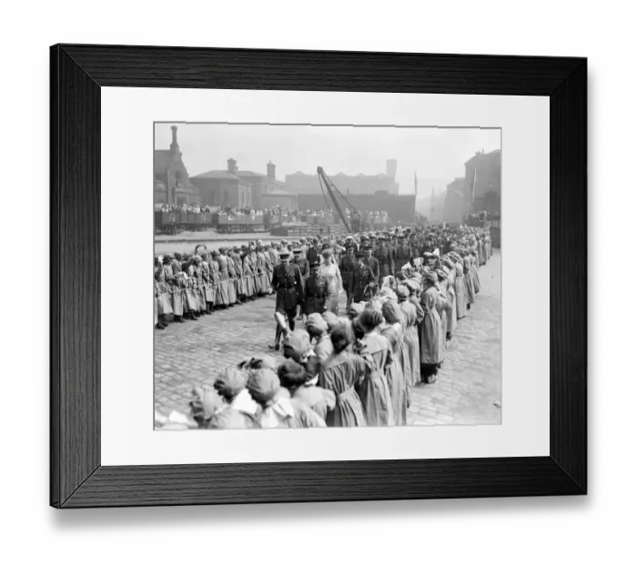Framed Print : Royal Tour of The West Riding. 1 June 1918