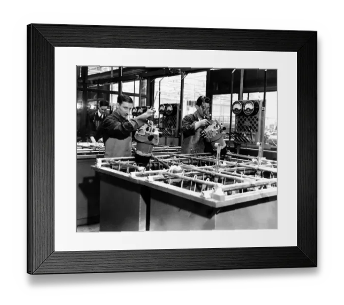 Framed Print : This series of pictures is the first ever made in Britains shadow factories Framed Print : This series of pictures is the first ever made in Britains shadow factories