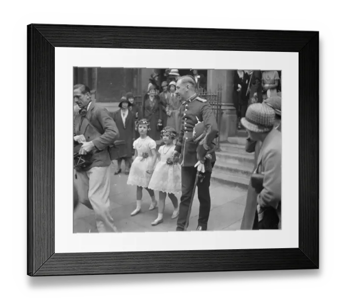 Framed Print : Scottish wedding in London. The marriage of Captain Walter Scott, Royal Corps of Signals Framed Print : Scottish wedding in London. The marriage of Captain Walter Scott, Royal Corps of Signals