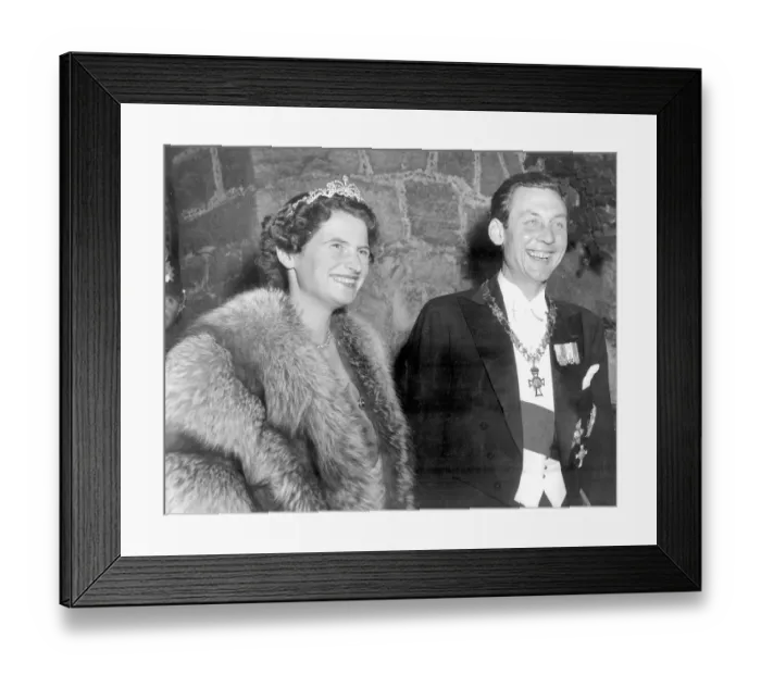 Framed Print : Royal couple see torchlight parade Marienberg Castle, Germany : Prince Ernst August von Hannover