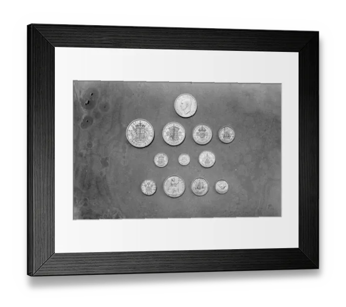 Framed Print : New coins at the mint. First bearing Kings head. A series of new coins the first