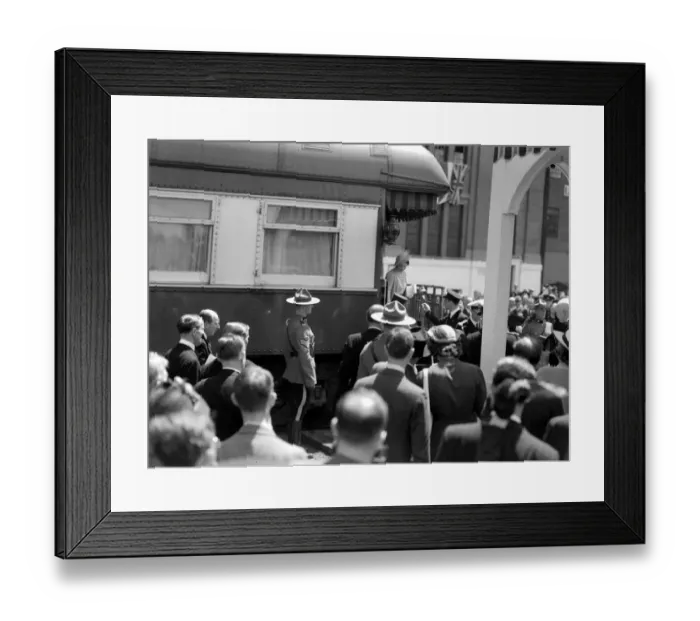 Framed Print : The Royal tour of Canada and the USA by King George VI and Queen Elizabeth, 1939 King Framed Print : The Royal tour of Canada and the USA by King George VI and Queen Elizabeth, 1939 King