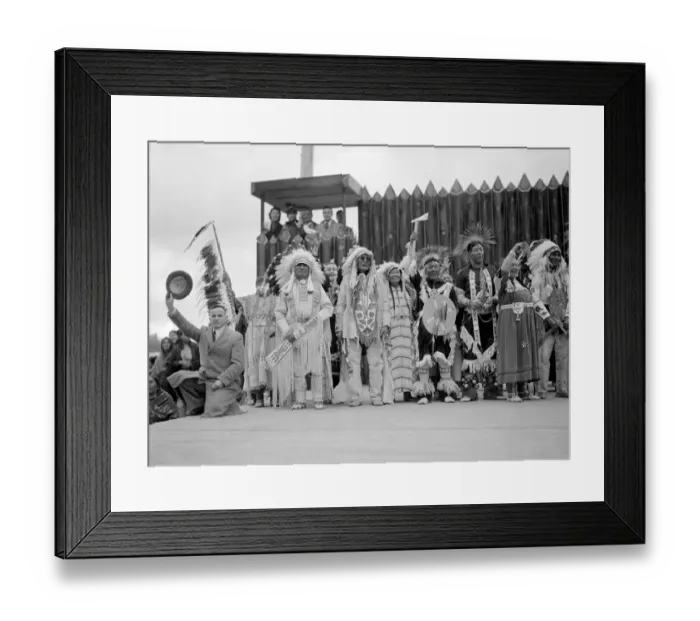 Framed Print : The Royal tour of Canada and the USA by King George VI and Queen Elizabeth, 1939 The King