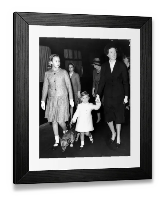 Framed Print : Princess Anne and Prince Andrew, who returned to London from Balmoral where they Framed Print : Princess Anne and Prince Andrew, who returned to London from Balmoral where they