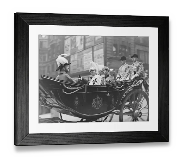 Framed Print : King Carol and Crown Prince Michael en route for the Guildhall 16 November 1938 Framed Print : King Carol and Crown Prince Michael en route for the Guildhall 16 November 1938