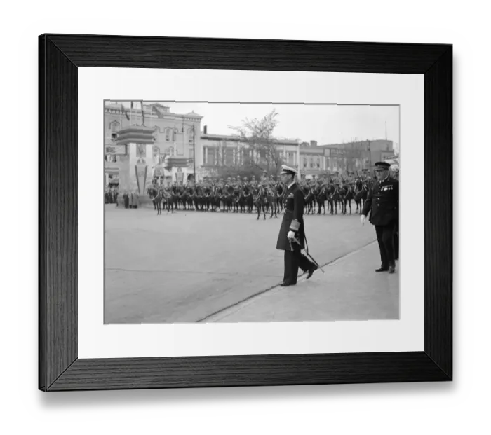 Framed Print : The Royal tour of Canada and the USA by King George VI and Queen Elizabeth - 1939 Framed Print : The Royal tour of Canada and the USA by King George VI and Queen Elizabeth - 1939